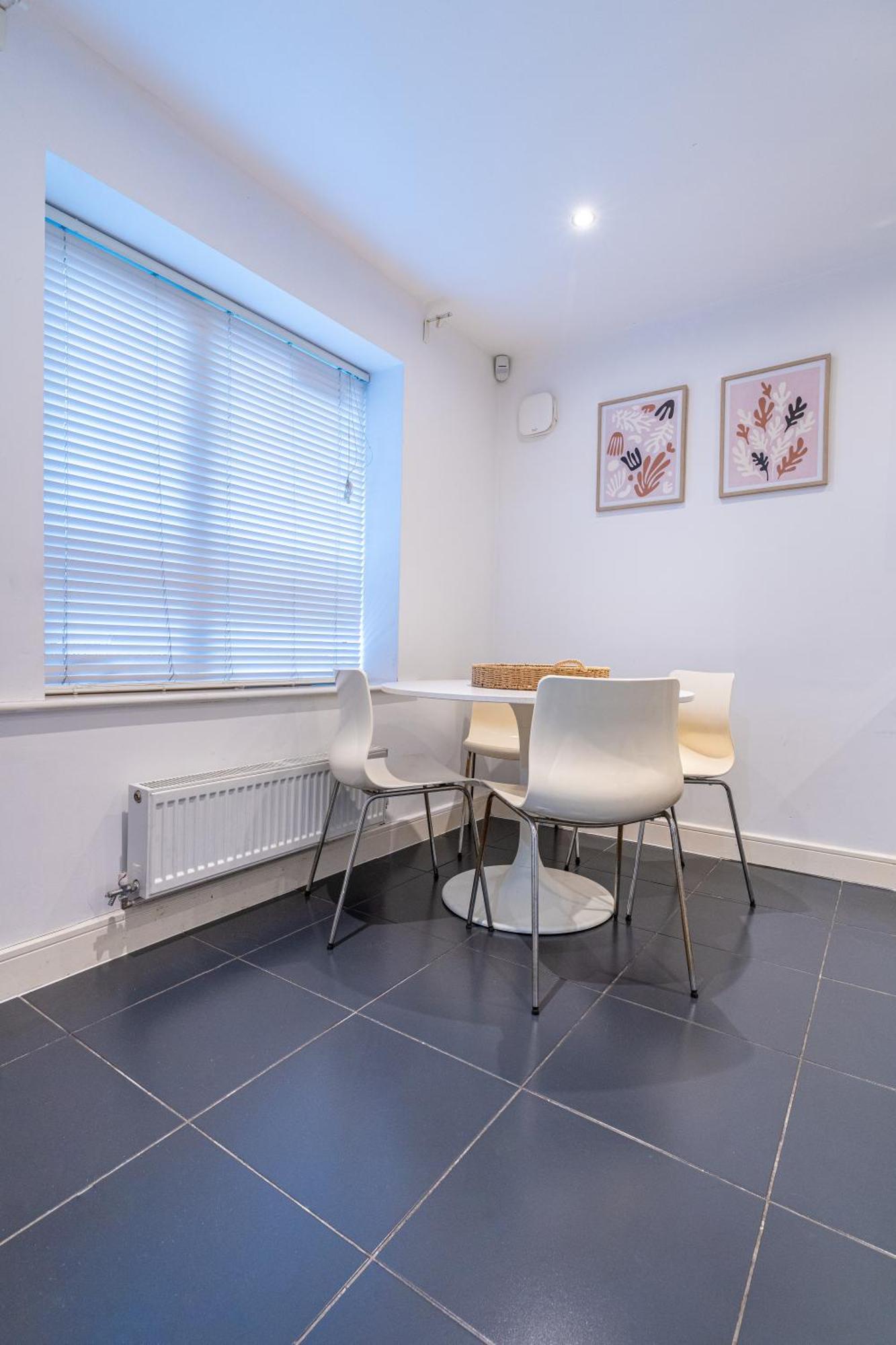 Cosy Modern 3-bed Near Etihad, Coop Arena - Ao Arena And Center * Манчестер